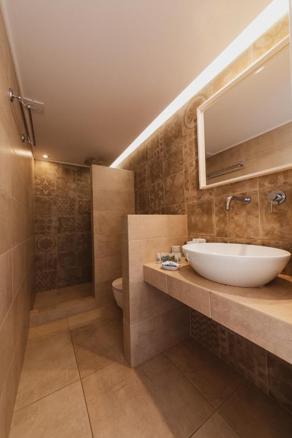 To Rantevou Tis Alykis Rooms & Apartments Кимолос Экстерьер фото